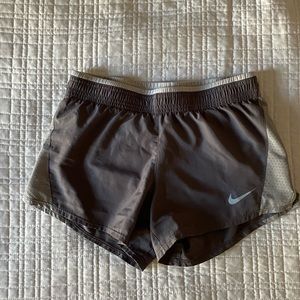 🦋3/$20 Grey Nike shorts